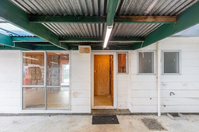 Photo of property in 8a Kebbell Avenue, Levin, 5510