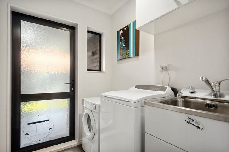 Photo of property in 96 Sovereign Drive, Papamoa Beach, Papamoa, 3118