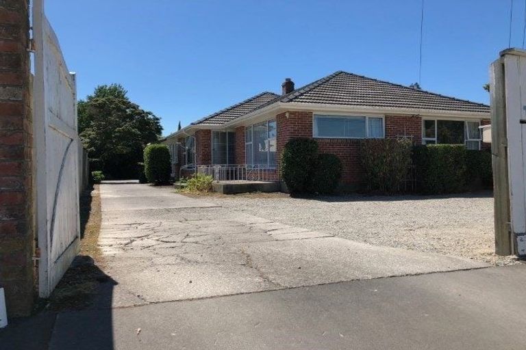 Photo of property in 150 Ilam Road, Ilam, Christchurch, 8041
