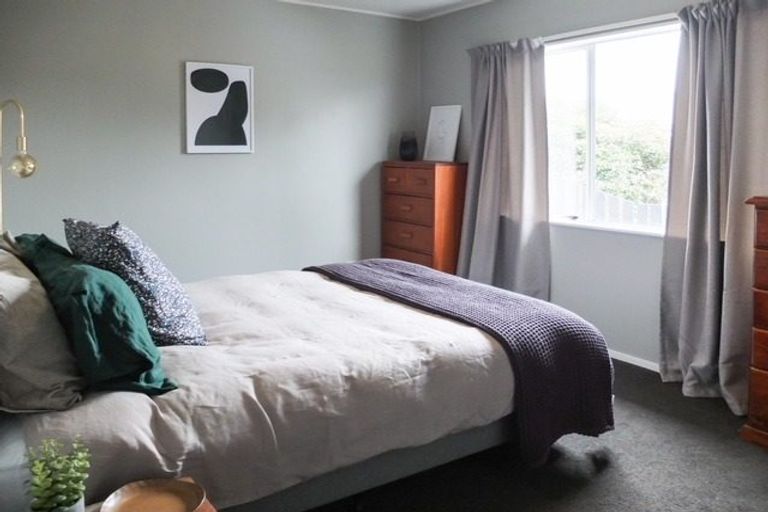 Photo of property in 54 New York Street, Martinborough, 5711