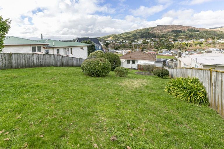 Photo of property in 365 Main Road, Tawa, Wellington, 5028