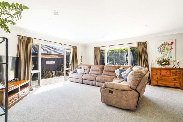 Photo of property in 10 Stratford Place, Huntington, Hamilton, 3210