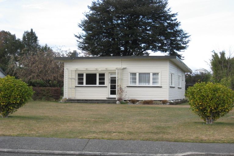 Photo of property in 16 Matai Street, Te Anau, 9600