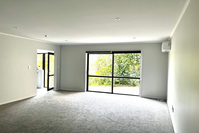 Photo of property in 1/57 Nigel Road, Browns Bay, Auckland, 0630