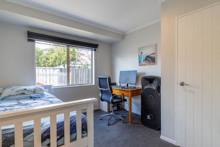 Photo of property in 105 Browning Street, Leamington, Cambridge, 3432