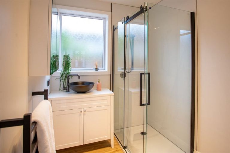 Photo of property in 37 Somerfield Street, Somerfield, Christchurch, 8024