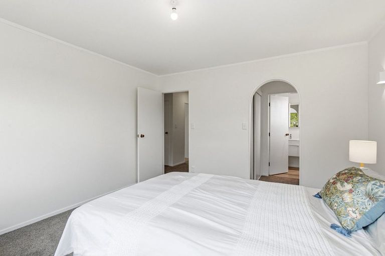 Photo of property in 61 Amapur Drive, Khandallah, Wellington, 6035