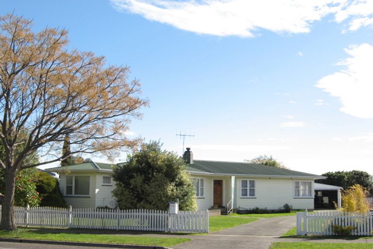 Photo of property in 117 Harold Holt Avenue, Pirimai, Napier, 4112