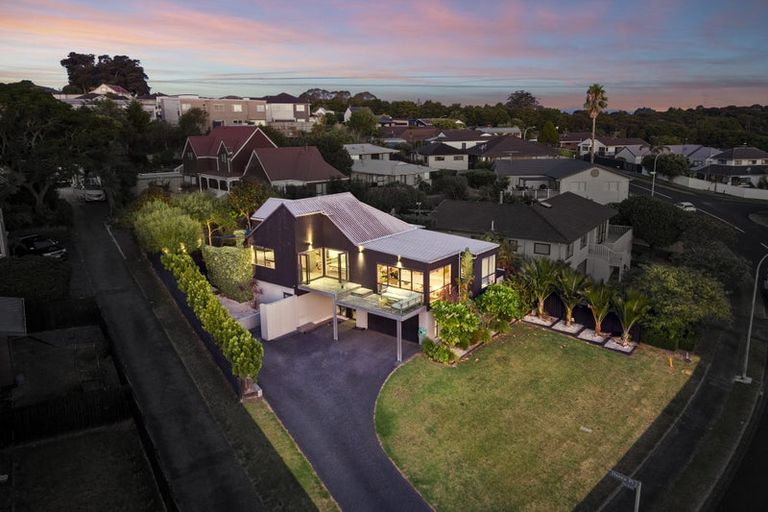 Photo of property in 59 Calluna Crescent, Totara Heights, Auckland, 2105