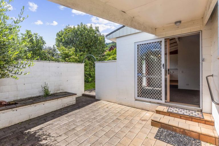 Photo of property in 15a Winara Avenue, Waikanae, 5036