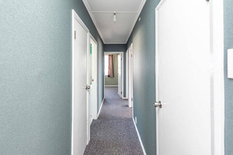 Photo of property in 5 Murch Place, Tawhero, Whanganui, 4500