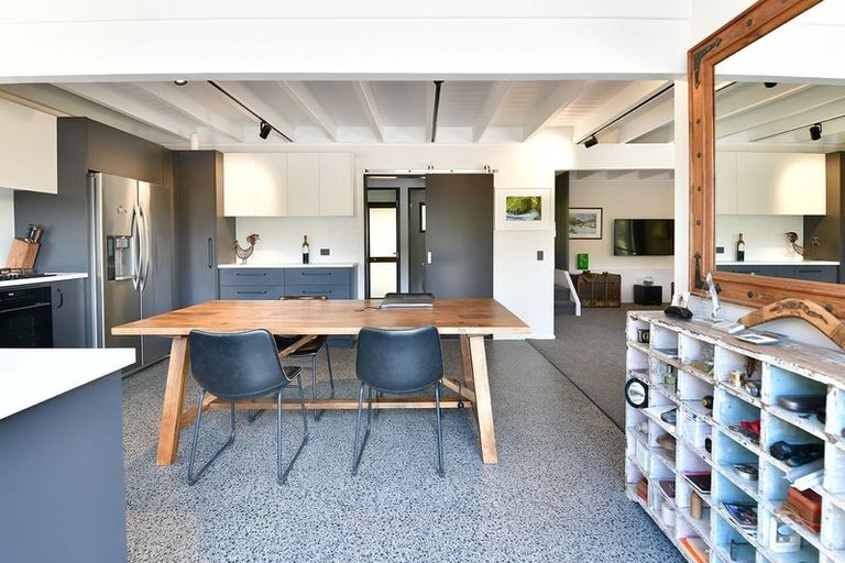 Photo of property in 330 Wainui Road, Wainui, Silverdale, 0992