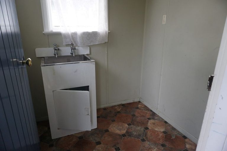 Photo of property in 52 Lipscombe Crescent, Havelock North, 4130