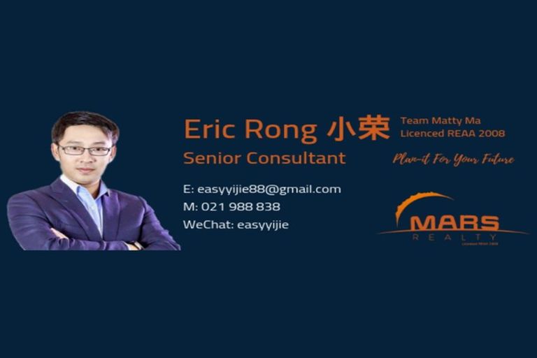 Photo of property in 2/23 Ludlow Terrace, Totara Vale, Auckland, 0627