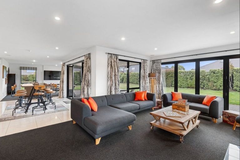 Photo of property in 59 Jacks Drive, West Melton, 7618