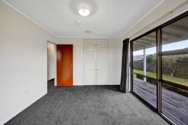 Photo of property in 10 Silvan Place, Bell Block, New Plymouth, 4312