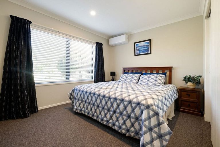 Photo of property in 9 Brancaster Place, Cambridge, 3434