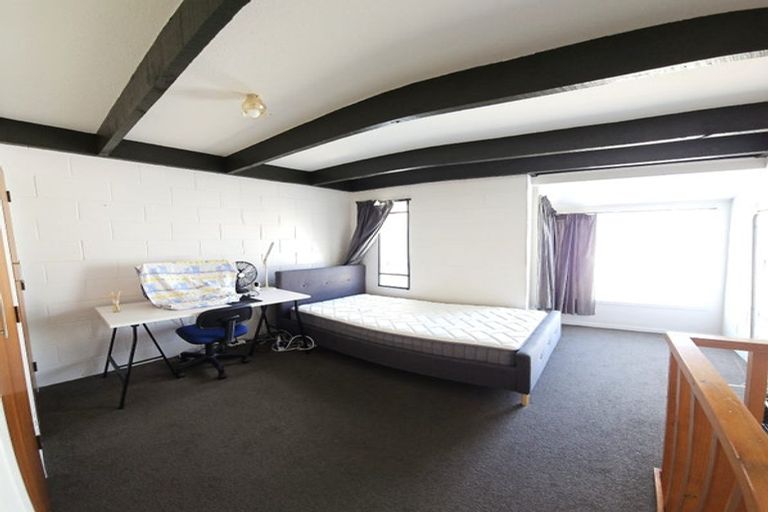 Photo of property in 129 Constable Street, Newtown, Wellington, 6021