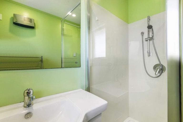 Photo of property in 9 Valentine Street, Papakura, 2110