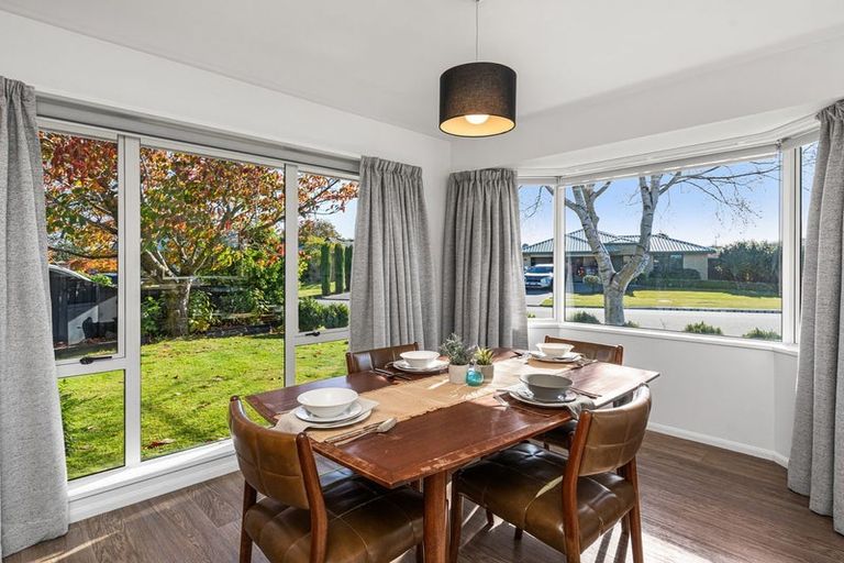 Photo of property in 35 Durrell Way, Rolleston, 7614