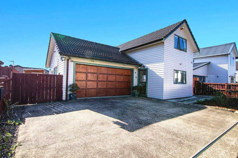 Photo of property in 7 Paloma Court, Hillpark, Auckland, 2102