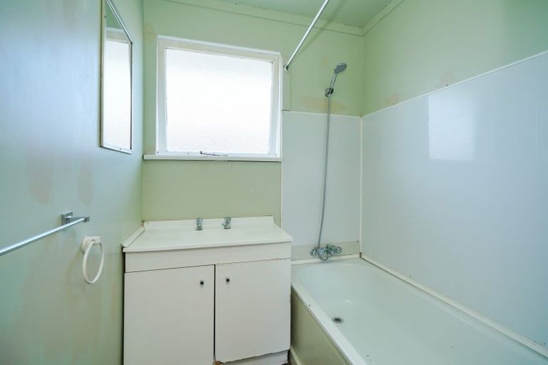 Photo of property in 15 Park Street, Winton, 9720