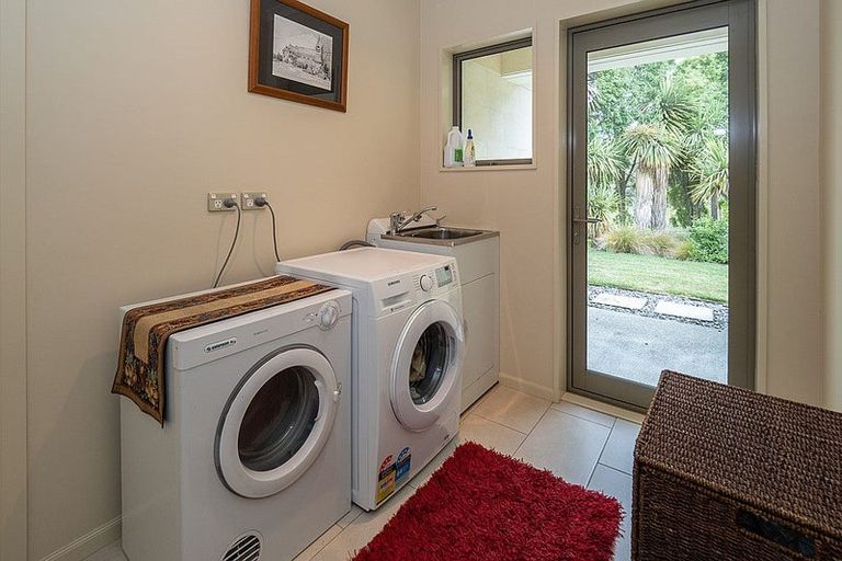 Photo of property in 208 Seafield Road, Elgin, Ashburton, 7772