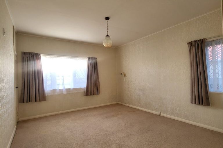 Photo of property in 95 Riverside Drive, Waiwhetu, Lower Hutt, 5010