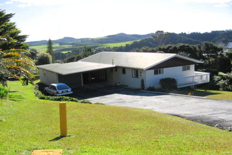 Photo of property in 20 Yorke Road, Haruru, 0204