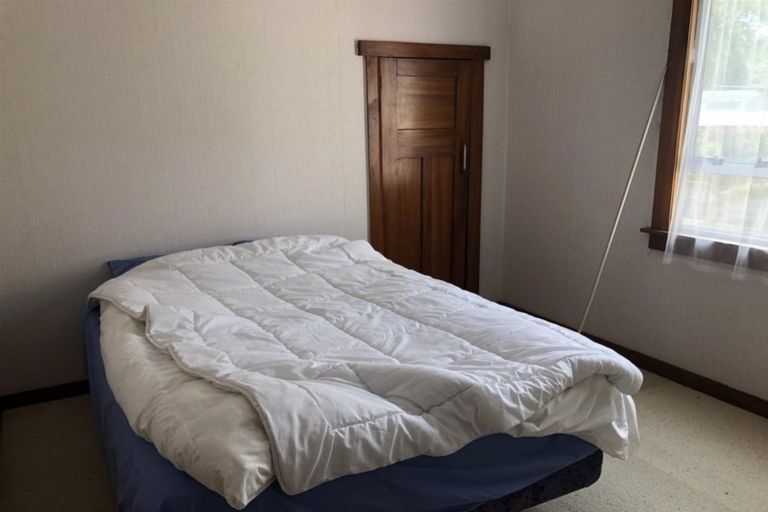 Photo of property in 63 Morley Street, New Plymouth, 4310