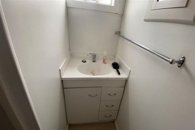 Photo of property in 1-5/7 Charlton Lane, Gore, 9710