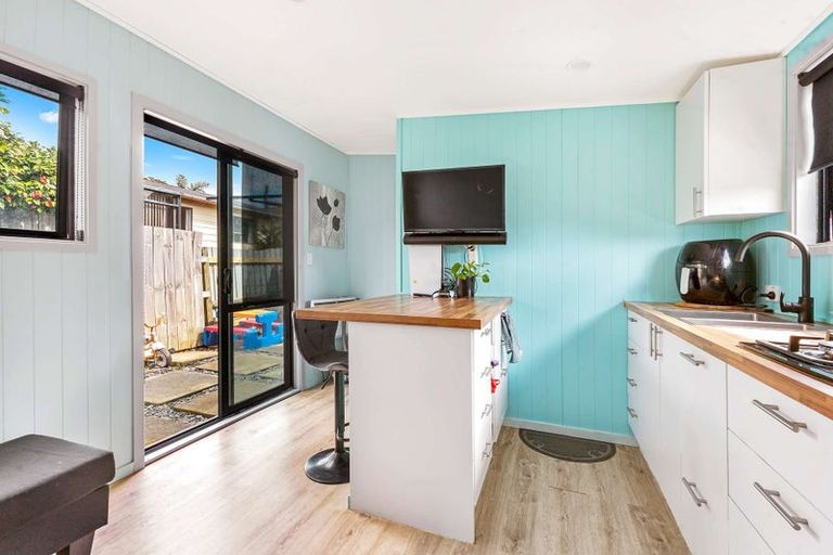 Photo of property in 86 Pembroke Street, Westown, New Plymouth, 4310