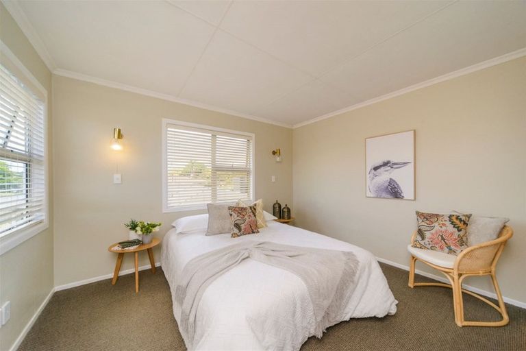 Photo of property in 16 Newcastle Street, Hokowhitu, Palmerston North, 4410
