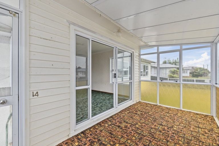 Photo of property in 14 Ferguson Street, Levin, 5510