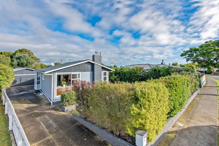 Photo of property in 132 Limbrick Street, Terrace End, Palmerston North, 4410