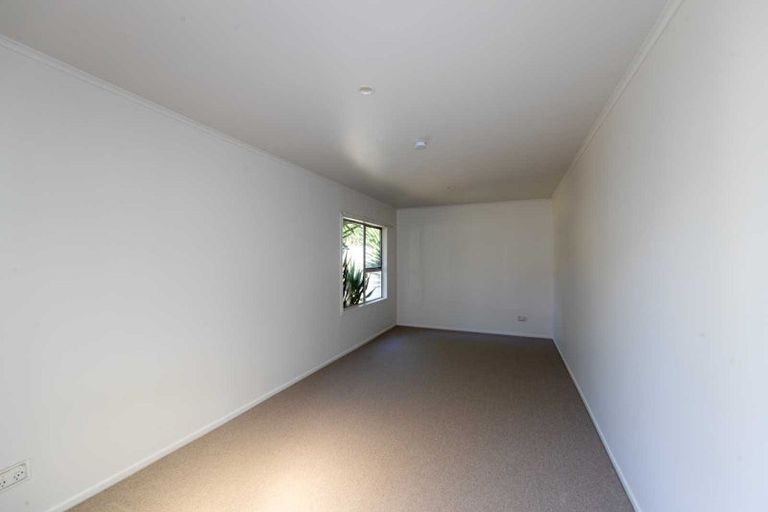 Photo of property in 321 Tui Place, Camberley, Hastings, 4120