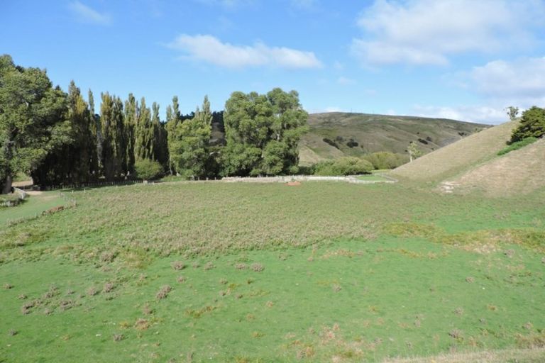 Photo of property in 1375 Wimbledon Road, Porangahau, 4292