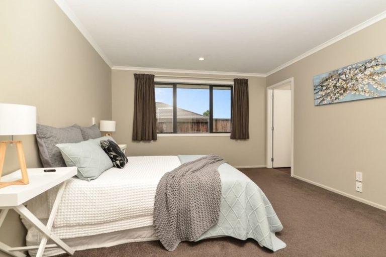 Photo of property in 15 Cole Thomas Place, Huntington, Hamilton, 3210