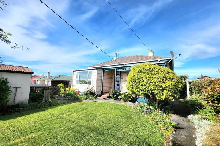Photo of property in 72 Perth Street, South Hill, Oamaru, 9400