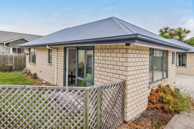 Photo of property in 2/285 Barrington Street, Spreydon, Christchurch, 8024