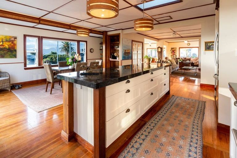 Photo of property in 33 Tainui Street, Raumati Beach, Paraparaumu, 5032