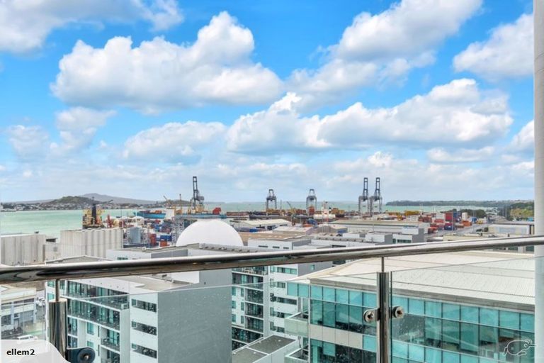 Photo of property in Scene Three Apartments, 1311/30 Beach Road, Auckland Central, Auckland, 1010