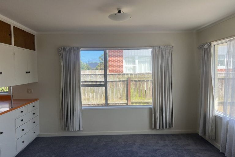 Photo of property in 10 Winiata Place, Otaki, 5512