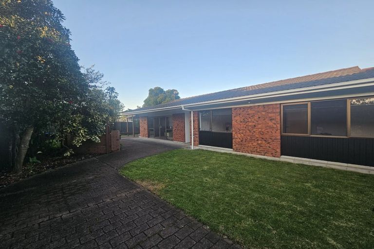 Photo of property in 34 Ti Nana Crescent, Henderson, Auckland, 0610