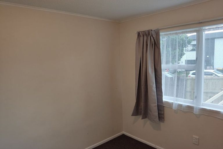 Photo of property in 31 Hobart Crescent, Wattle Downs, Auckland, 2103