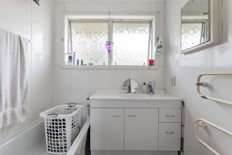 Photo of property in 5 Tybalt Street, Stratford, 4332