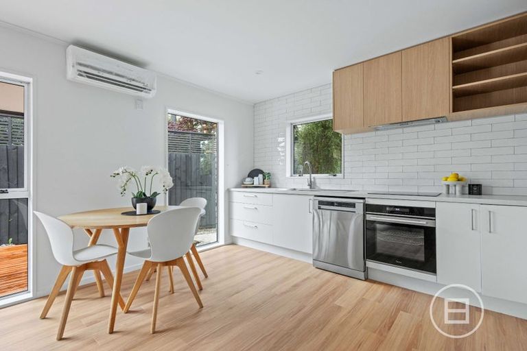 Photo of property in 30b Hooker Avenue, Bryndwr, Christchurch, 8053