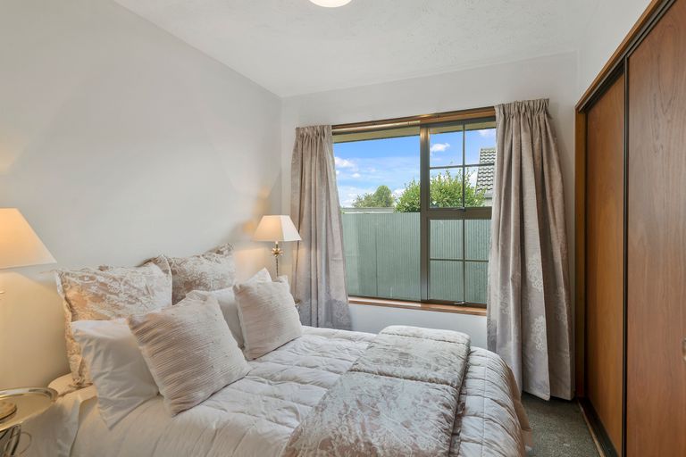 Photo of property in 60a Main North Road, Woodend, 7610