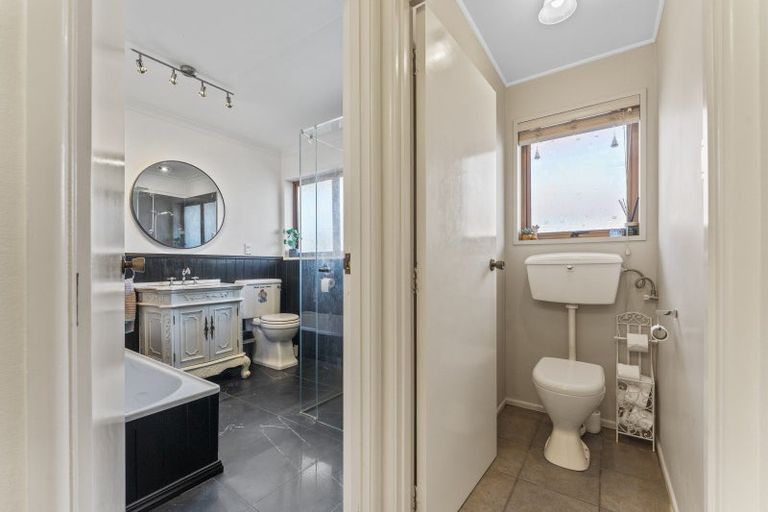 Photo of property in 100 Huxley Street, Pahiatua, 4910