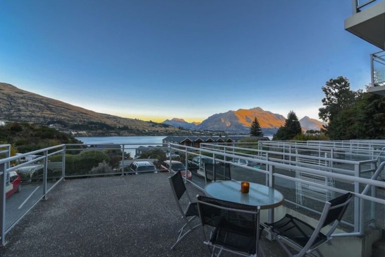 Photo of property in Remarkables Apartments, 11/658 Frankton Road, Queenstown, 9300